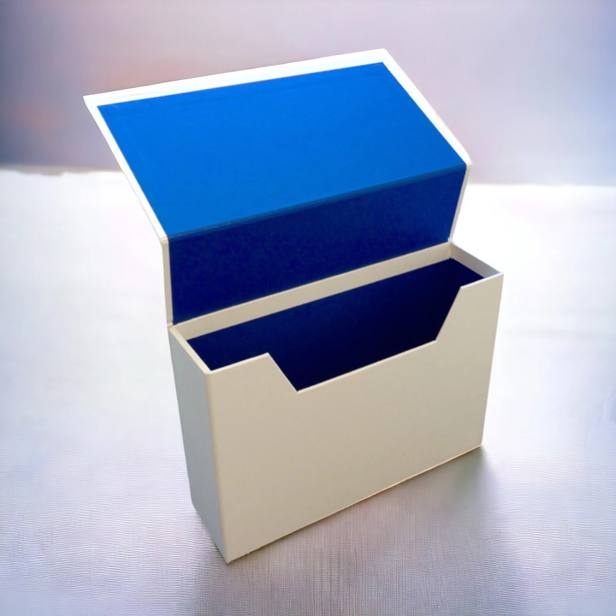 Luxury Apparel Boxes