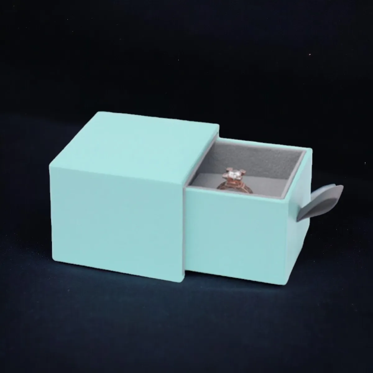 customized-luxury-jewelry-boxes